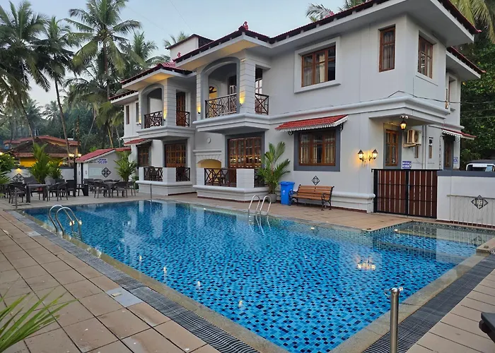 Coastal Suites Apart Hotel ---- 10 Minutes Walk To Beach
