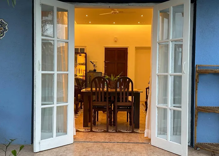 Pool View Villa & Apartment By The Beach Goa